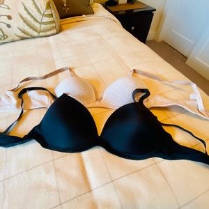 Two Warner’s T-shirt 36A TShirt Bras.  Selling as a pair!